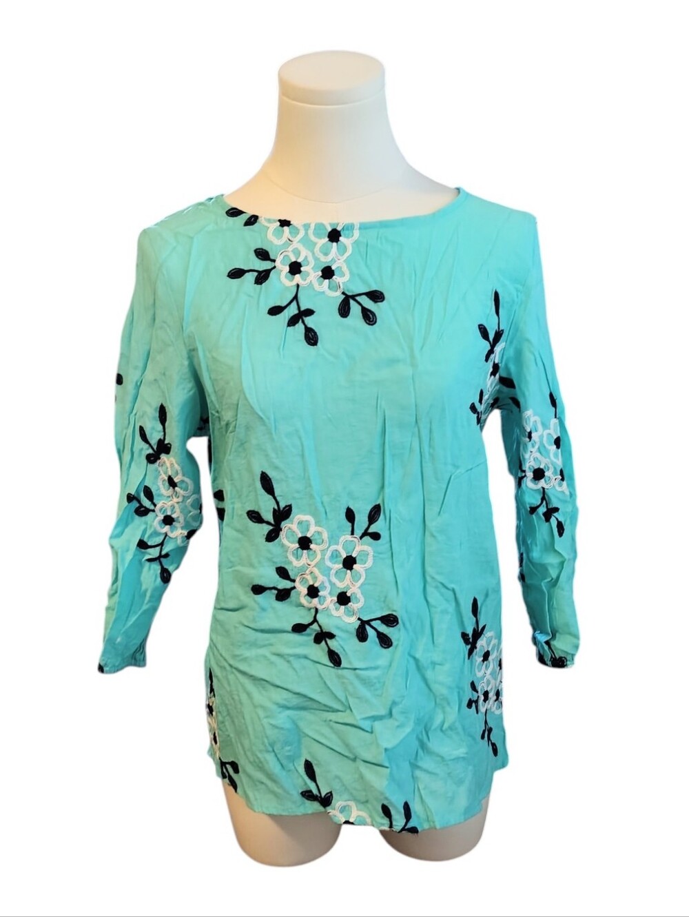 Kindred | Anthropologie Teal Blue White Black Floral Embroidered Blouse Medium